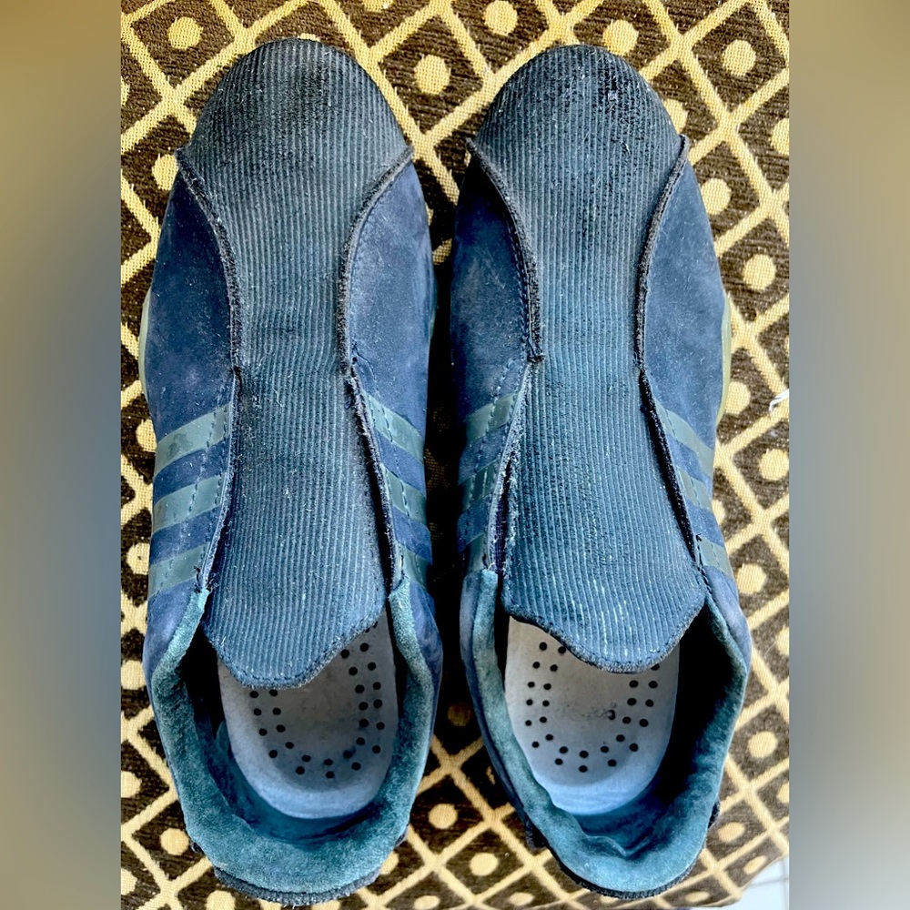 Adidas blue/gray Laceless Walking shoes size 9